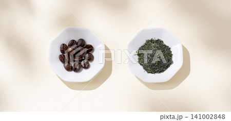 コーヒー豆と茶葉 コーヒー豆と茶葉 141002848