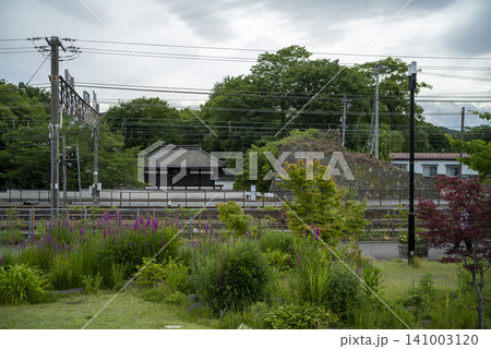 初夏の小諸駅 長野県小諸市 しなの鉄道 初夏の小諸駅 長野県小諸市 しなの鉄道 141003120