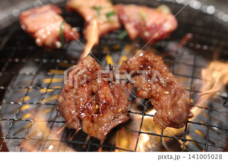 黒毛和牛焼肉(中落ちカルビ) 黒毛和牛焼肉(中落ちカルビ) 141005028