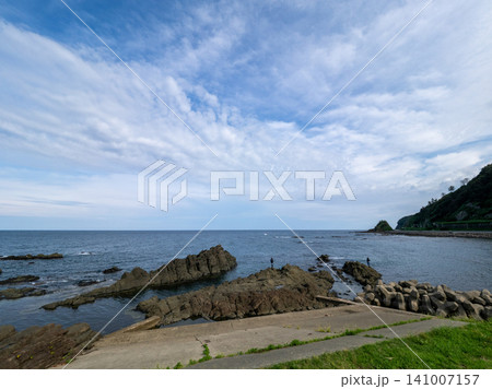 波が刻んだ荒磯の海岸 波が刻んだ荒磯の海岸 141007157
