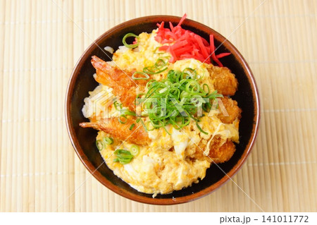 海老とじ丼 141011772