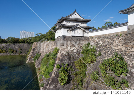 大阪城 千貫櫓と高石垣 大阪城 千貫櫓と高石垣 141021149