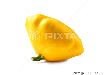 Fresh yellow pattypan, patisson squash isolated on white background, summer vegetable, healthy food Fresh yellow pattypan, patisson squash isolated on white background, summer vegetable, healthy food 141032162