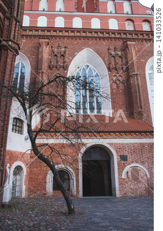 Stunning red brick architecture of St. Anne's Church and the Bernardine Monastery complex in Vilnius, Lithuania 141033526