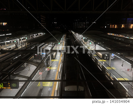 深夜の駅 深夜の駅 141034904