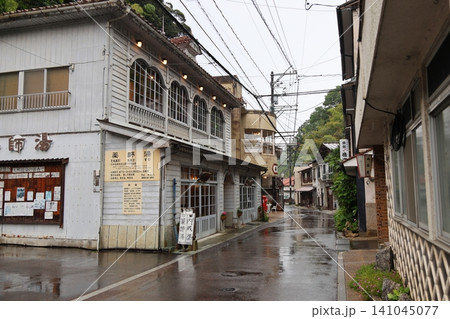 ◇温泉津(ゆのつ)温泉まち歩き・まちのシンボル【重要伝統的建造物群保存地区】/ 島根県大田市 ◇温泉津(ゆのつ)温泉まち歩き・まちのシンボル【重要伝統的建造物群保存地区】/ 島根県大田市 141045077