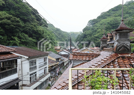 ◇温泉津(ゆのつ)温泉まち歩き・まちのシンボル【重要伝統的建造物群保存地区】/ 島根県大田市 ◇温泉津(ゆのつ)温泉まち歩き・まちのシンボル【重要伝統的建造物群保存地区】/ 島根県大田市 141045082