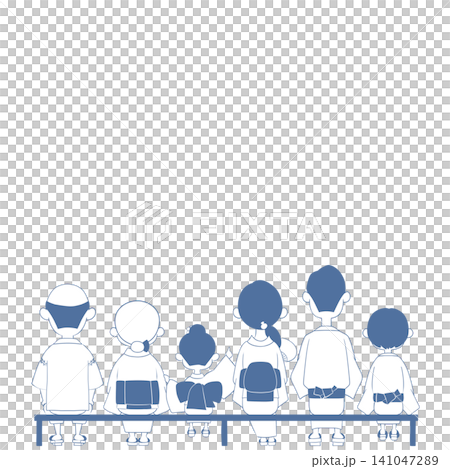 浴衣姿の家族が花火大会を楽しむ夏祭りのイラスト 141047289