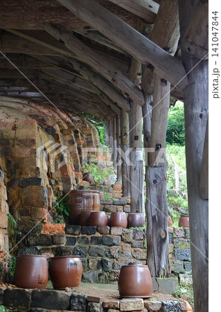 ◇温泉津(ゆのつ)「 やきものの里(やきもの館)」 / 島根県大田市 ◇温泉津(ゆのつ)「 やきものの里(やきもの館)」 / 島根県大田市 141047844