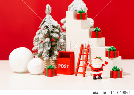 Christmas miniature village composition Christmas miniature village composition 141049866