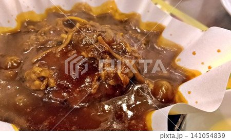 熱々煮込みハンバーグデミグラスソース 141054839