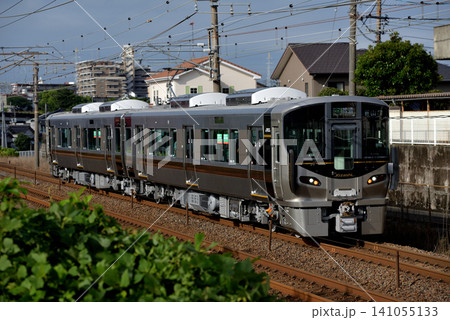 営業運転初日の227系500番台Kizashi2両 営業運転初日の227系500番台Kizashi2両 141055133