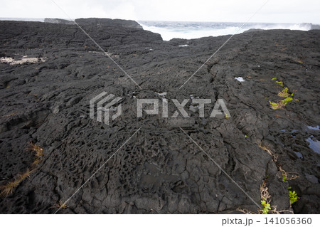 八丈島・南原千畳岩海岸の溶岩海岸 八丈島・南原千畳岩海岸の溶岩海岸 141056360