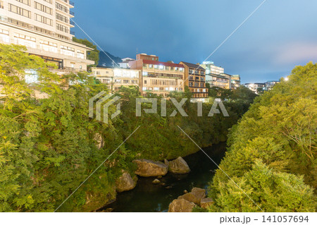 栃木日光_鬼怒川温泉の夜景 栃木日光_鬼怒川温泉の夜景 141057694