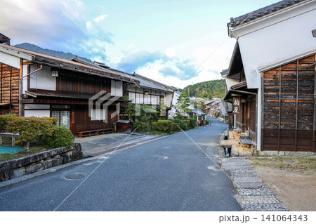 歴史資料館と古い町並み 歴史資料館と古い町並み 141064343