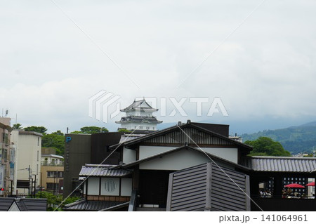 小田原駅から望む小田原城の天守閣 小田原駅から望む小田原城の天守閣 141064961