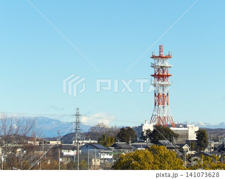鉄塔と住宅街 鉄塔と住宅街 141073628