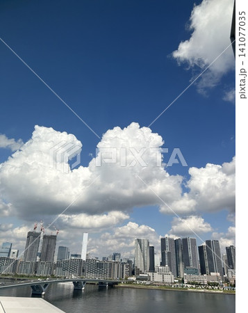 夏空の豊洲 141077035