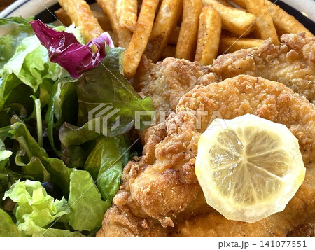 Food　食べ物 141077551