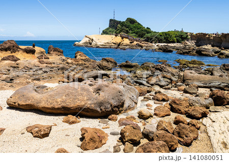 Beautiful view of the Yehliu Geopark. Yehliu is a cape located in Wanli, New Taipei City, Taiwan. Beautiful view of the Yehliu Geopark. Yehliu is a cape located in Wanli, New Taipei City, Taiwan. 141080051