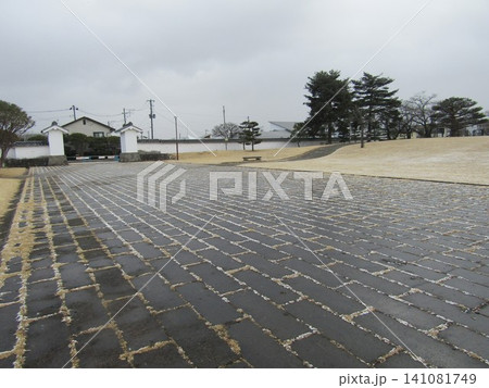 冬に訪れて雪が降った、福島県の白石城 冬に訪れて雪が降った、福島県の白石城 141081749