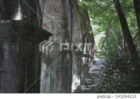 京都 南禅寺と水路閣付近の綺麗な風景 141084213