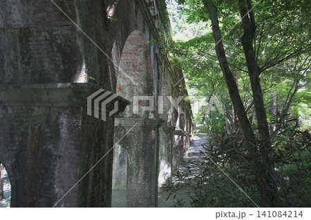 京都 南禅寺と水路閣付近の綺麗な風景 141084214