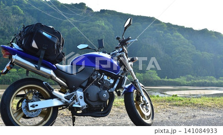 下道バイク旅での休憩 下道バイク旅での休憩 141084933