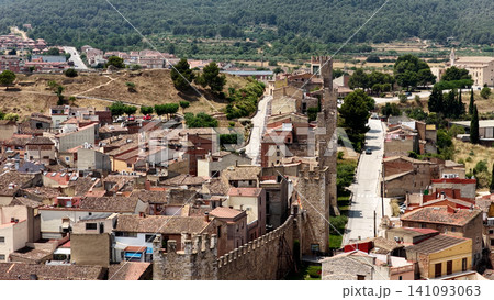 Montblanc medieval fortified town with city wall Montblanc medieval fortified town with city wall 141093063