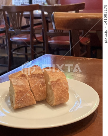 ビストロのパン ビストロのパン 141093179