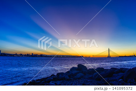 Sunset over Danjiang Bridge in Tamsui, New Taipei City Sunset over Danjiang Bridge in Tamsui, New Taipei City 141095372