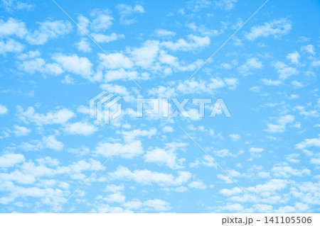 青空と白い雲 青空と白い雲 141105506