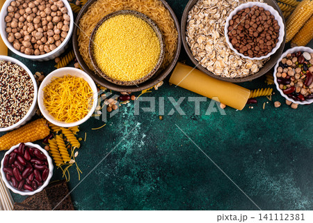 Different sources of carbs in food Different sources of carbs in food 141112381