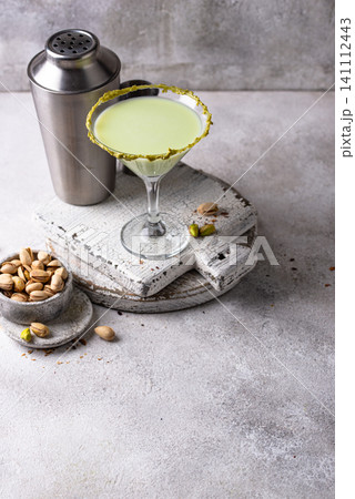 Pistachio creamy coctail martini or liquor 141112443