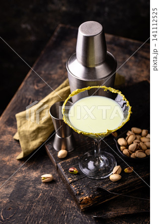 Pistachio creamy coctail martini or liquor Pistachio creamy coctail martini or liquor 141112525