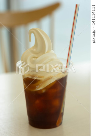 ソフトクリームのコーヒーフロート 141114111