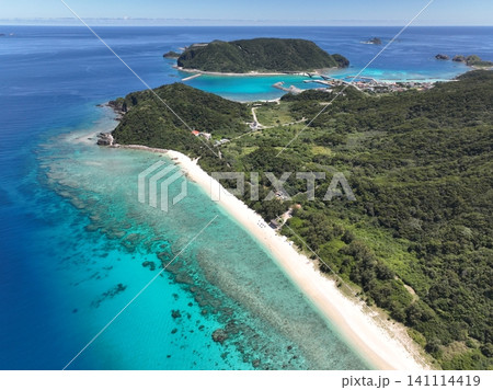 沖縄 慶良間諸島 阿嘉島の美しい海 沖縄 慶良間諸島 阿嘉島の美しい海 141114419