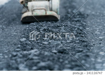 道路の舗装工事 141116747