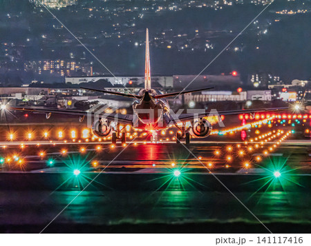伊丹空港 夜間離陸 JAL機 141117416