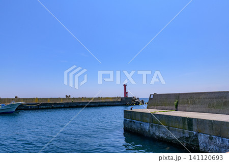 知床半島最北東端地相泊(あいどまり) 知床半島最北東端地相泊(あいどまり) 141120693