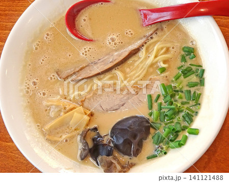 豚骨白湯みそラーメン　とんこつ白湯みそラーメン 141121488