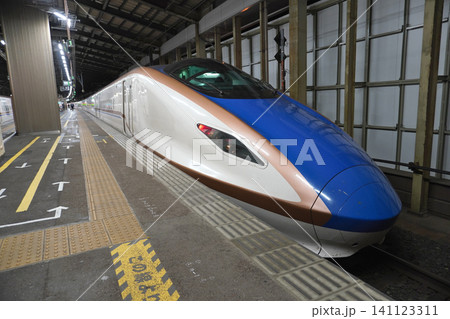 上越新幹線E7系01（新潟駅停車中）0 141123311