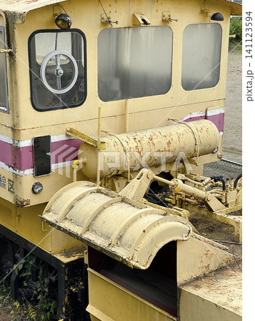 錆びた鉄道保線作業車のディテール 錆びた鉄道保線作業車のディテール 141123594