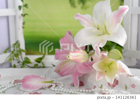 綺麗なユリの花 綺麗なユリの花 141126361