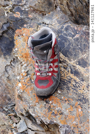 Quality women's mountain boots. Rock climbing.  141127661