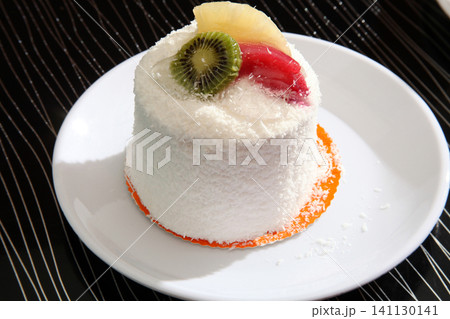 birthday cake decorated with fresh fruits birthday cake decorated with fresh fruits 141130141