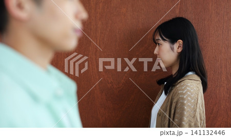 仲が悪い男女のイメージ 仲が悪い男女のイメージ 141132446