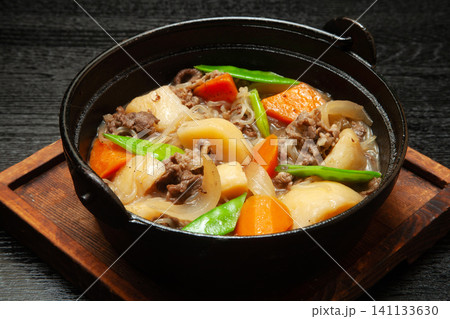 牛肉の肉じゃが 牛肉の肉じゃが 141133630