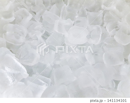 A pile of ice cubes A pile of ice cubes 141134101