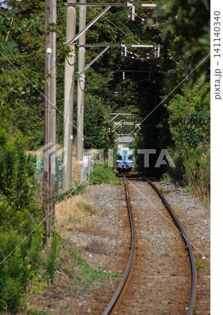 銚子電気鉄道の風景 緑のトンネル(犬吠駅ー君ヶ浜駅間)銚子電鉄3000形 銚子電気鉄道の風景 緑のトンネル(犬吠駅ー君ヶ浜駅間)銚子電鉄3000形 141140340